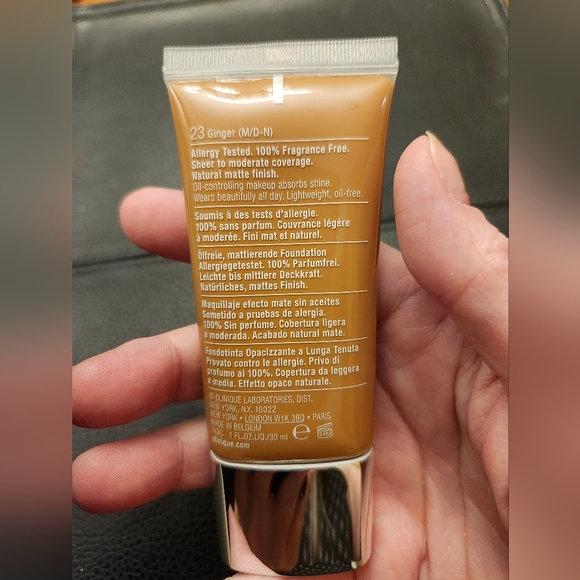 Clinique Stay-Matte Oil-Free Makeup Foundation In 23 Ginger - Picture 7 of 8